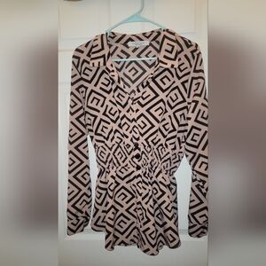 Sweet Rain Women's Geometric Black and Pink Blouse